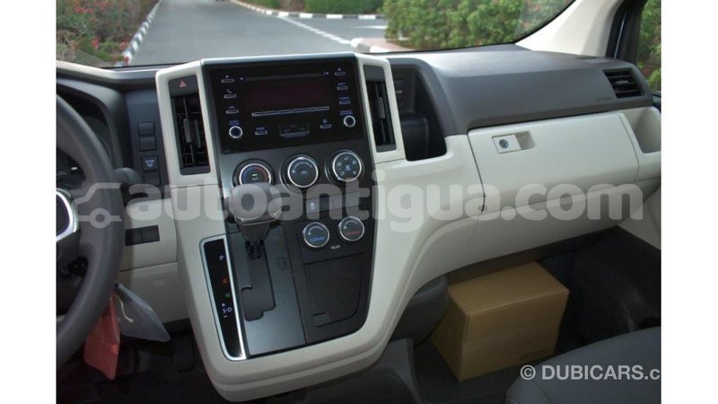 Big with watermark toyota hiace antigua import dubai 1652