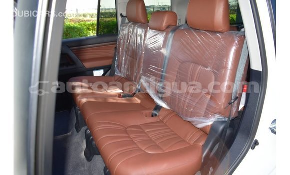 Buy Import Toyota Land Cruiser White Car in Import - Dubai in Antigua Buy Import Toyota Land Cruiser White Car in Import - Dubai in Antigua