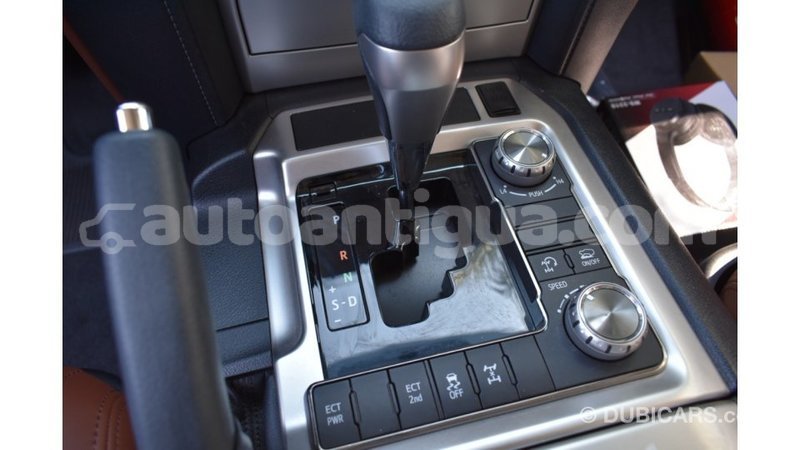 Big with watermark toyota land cruiser antigua import dubai 1653