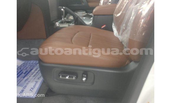 Buy Import Toyota Land Cruiser White Car in Import - Dubai in Antigua Buy Import Toyota Land Cruiser White Car in Import - Dubai in Antigua
