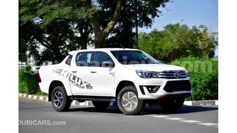 Big with watermark toyota hilux antigua import dubai 1656