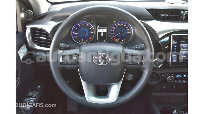 Big with watermark toyota hilux antigua import dubai 1656
