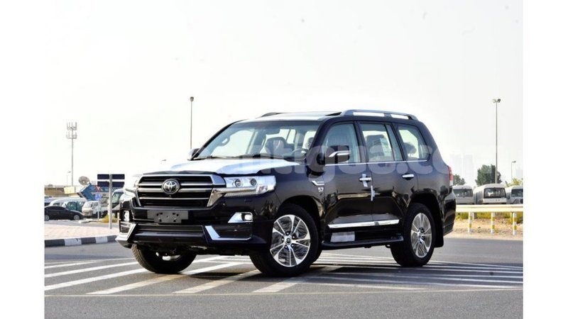 Big with watermark toyota land cruiser antigua import dubai 1658