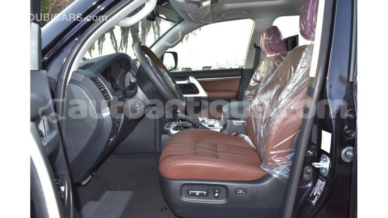 Big with watermark toyota land cruiser antigua import dubai 1658