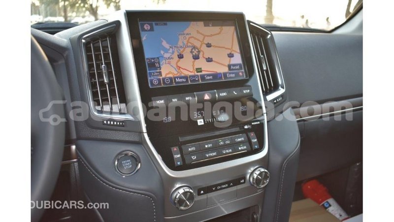 Big with watermark toyota land cruiser antigua import dubai 1658