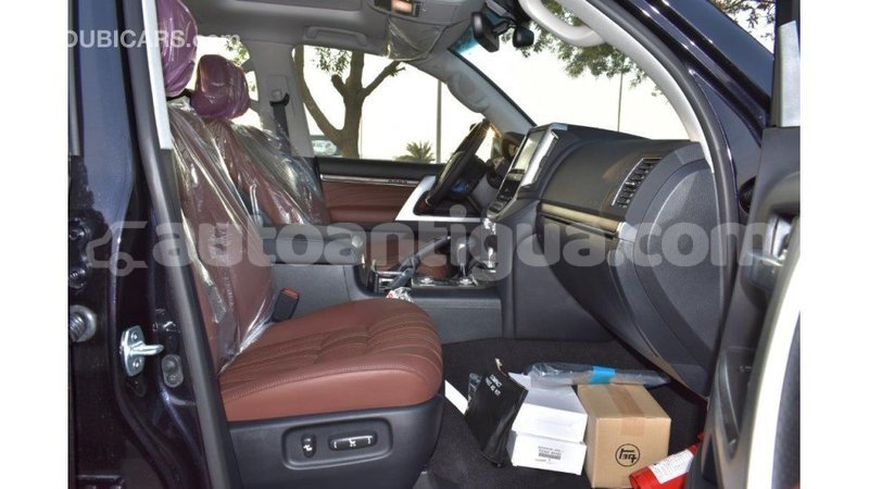 Big with watermark toyota land cruiser antigua import dubai 1658
