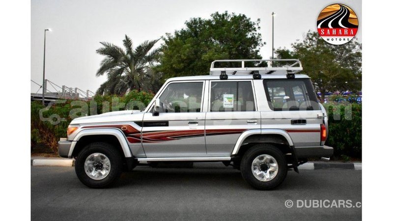 Big with watermark toyota land cruiser antigua import dubai 1660