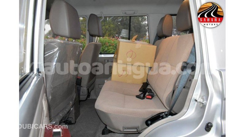 Big with watermark toyota land cruiser antigua import dubai 1660