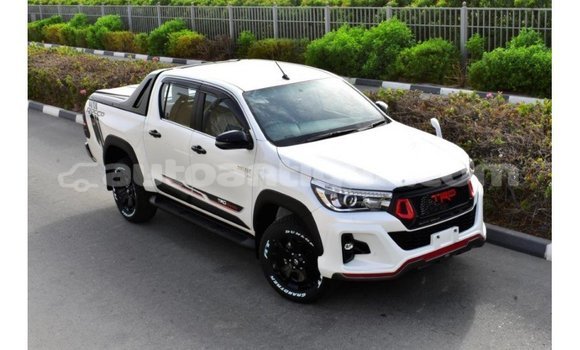 Buy Import Toyota Hilux White Car in Import - Dubai in Antigua Buy Import Toyota Hilux White Car in Import - Dubai in Antigua