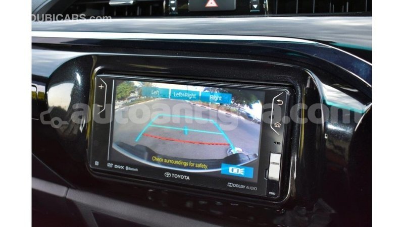 Big with watermark toyota hilux antigua import dubai 1661