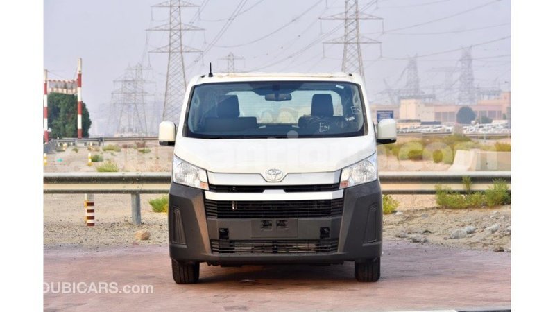 Big with watermark toyota hiace antigua import dubai 1665