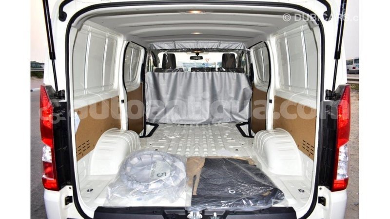Big with watermark toyota hiace antigua import dubai 1665