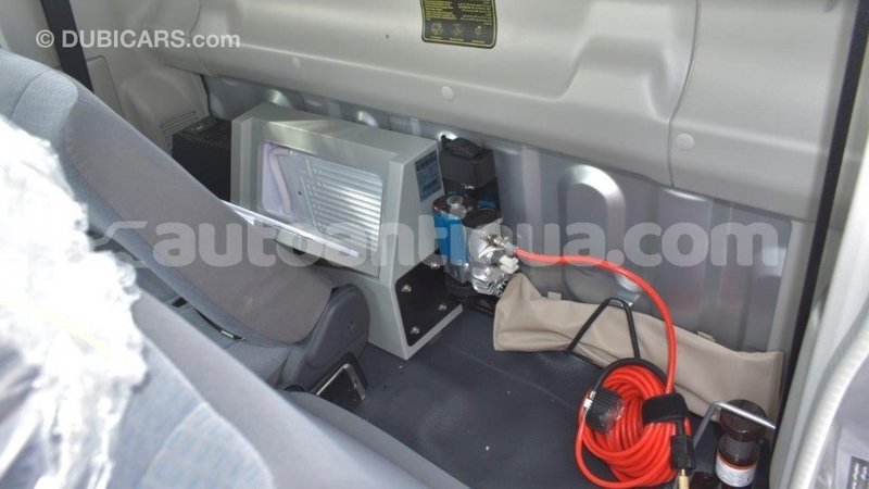 Big with watermark toyota land cruiser antigua import dubai 1666