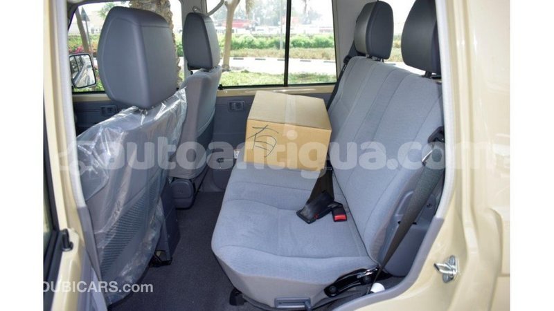 Big with watermark toyota land cruiser antigua import dubai 1667