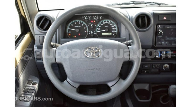 Big with watermark toyota land cruiser antigua import dubai 1667