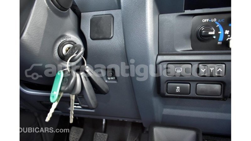 Big with watermark toyota land cruiser antigua import dubai 1667