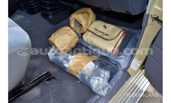 Buy Import Toyota Land Cruiser Beige Car in Import - Dubai in Antigua Buy Import Toyota Land Cruiser Beige Car in Import - Dubai in Antigua