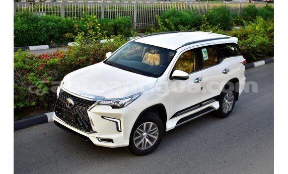 Buy Import Toyota Fortuner White Car in Import - Dubai in Antigua Buy Import Toyota Fortuner White Car in Import - Dubai in Antigua