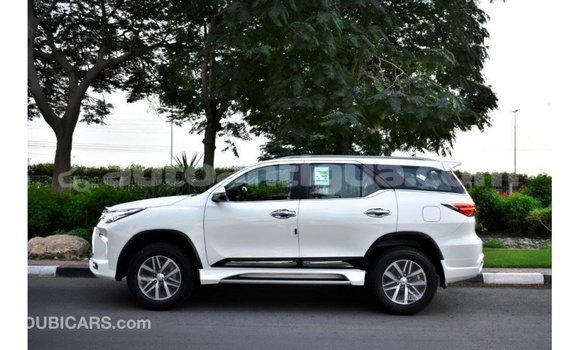 Buy Import Toyota Fortuner White Car in Import - Dubai in Antigua Buy Import Toyota Fortuner White Car in Import - Dubai in Antigua