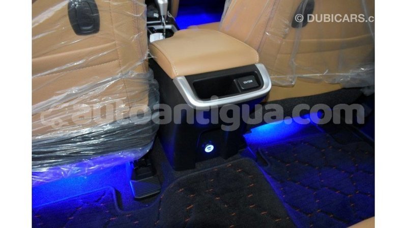 Big with watermark toyota fortuner antigua import dubai 1669