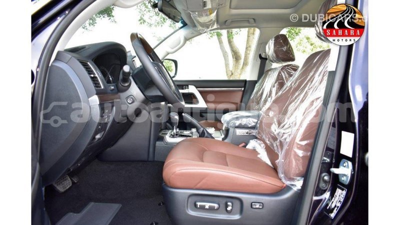 Big with watermark toyota land cruiser antigua import dubai 1670