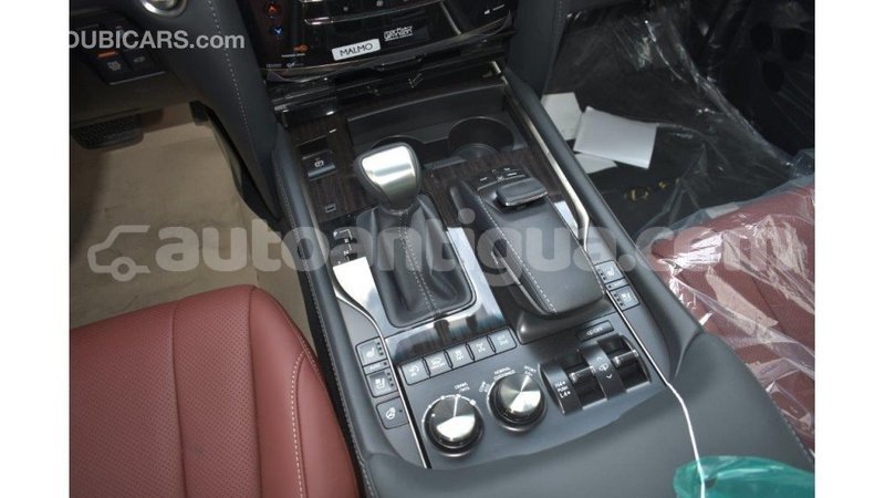 Big with watermark lexus lx antigua import dubai 1672