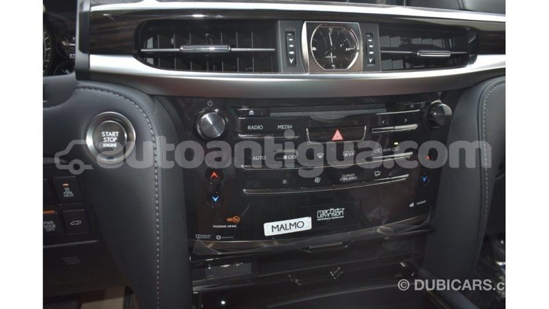 Big with watermark lexus lx antigua import dubai 1672
