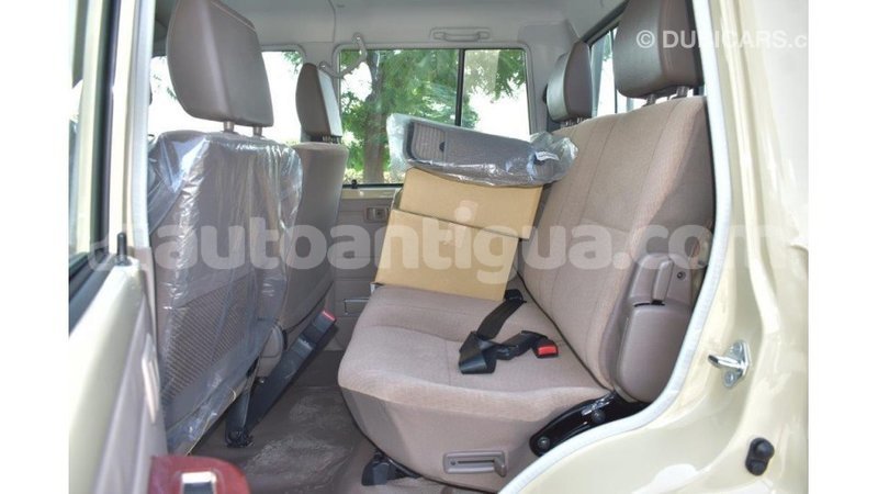 Big with watermark toyota land cruiser antigua import dubai 1673