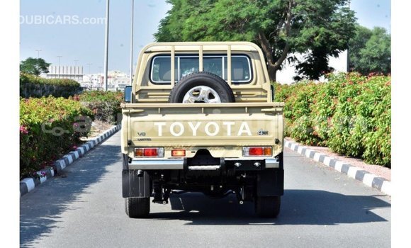 Buy Import Toyota Land Cruiser Beige Car in Import - Dubai in Antigua Buy Import Toyota Land Cruiser Beige Car in Import - Dubai in Antigua