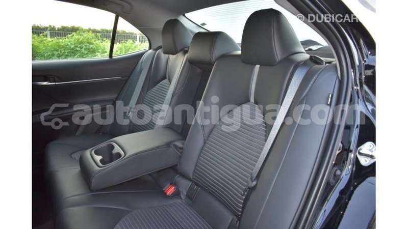 Big with watermark toyota camry antigua import dubai 1674