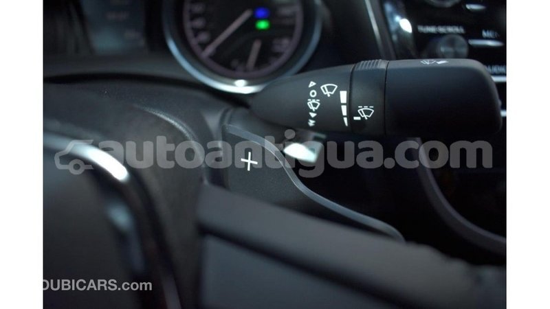 Big with watermark toyota camry antigua import dubai 1674