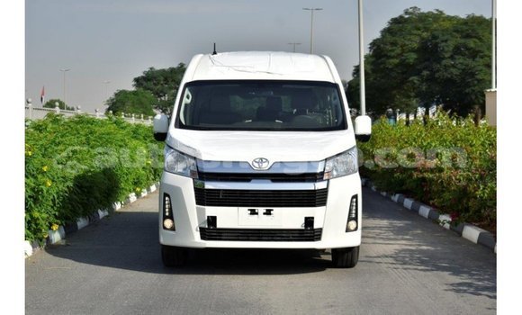 Buy Import Toyota Hiace White Car in Import - Dubai in Antigua Buy Import Toyota Hiace White Car in Import - Dubai in Antigua