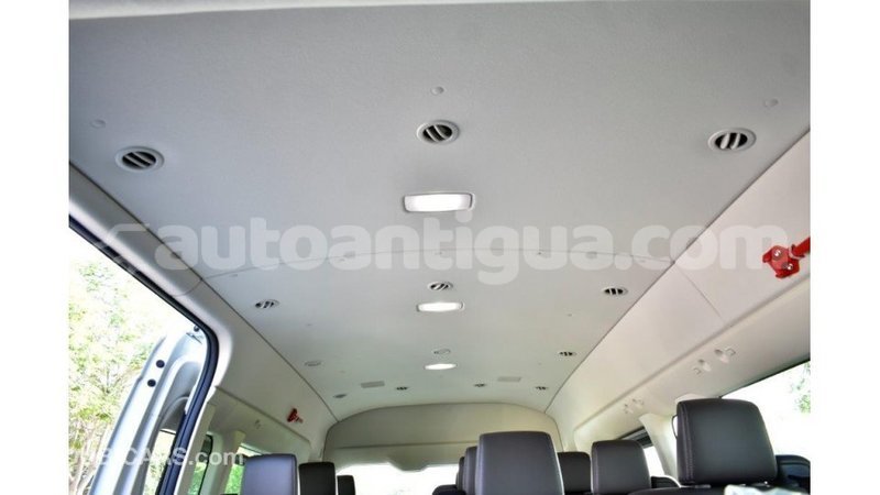 Big with watermark toyota hiace antigua import dubai 1679