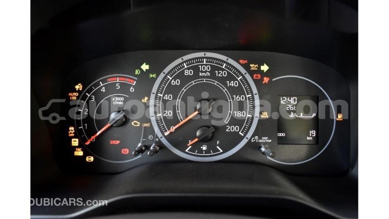 Big with watermark toyota hiace antigua import dubai 1679