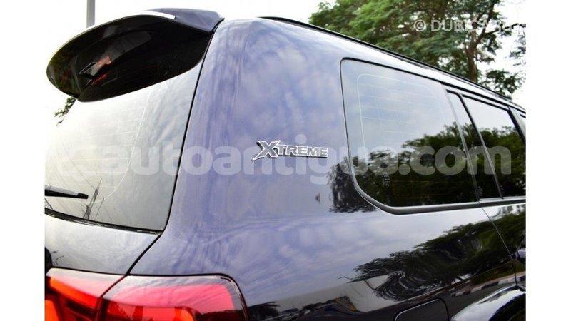 Big with watermark toyota land cruiser antigua import dubai 1680