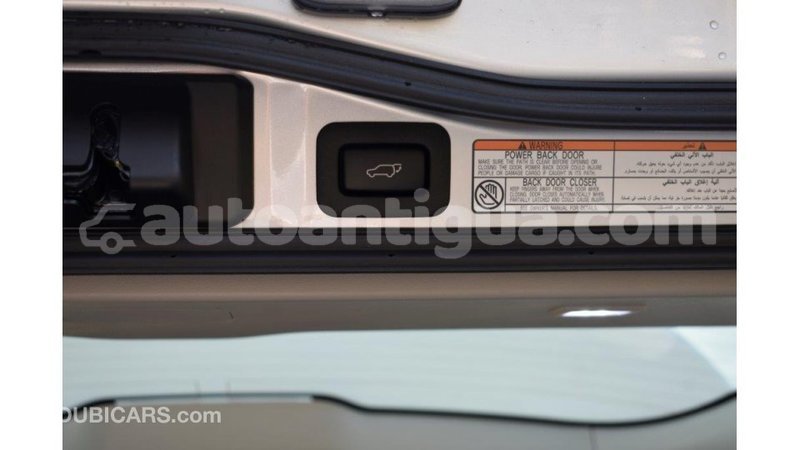 Big with watermark toyota land cruiser antigua import dubai 1683