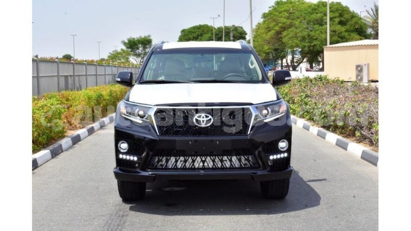 Big with watermark toyota prado antigua import dubai 1684