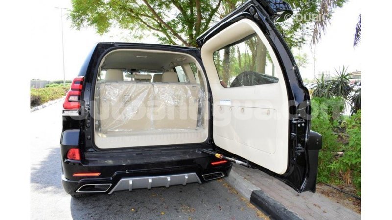 Big with watermark toyota prado antigua import dubai 1684