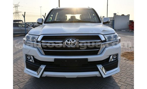Buy Import Toyota Land Cruiser White Car in Import - Dubai in Antigua Buy Import Toyota Land Cruiser White Car in Import - Dubai in Antigua