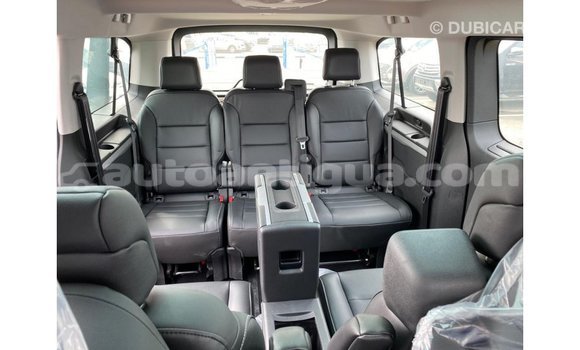 Buy Import Peugeot Traveller Black Car in Import - Dubai in Antigua Buy Import Peugeot Traveller Black Car in Import - Dubai in Antigua