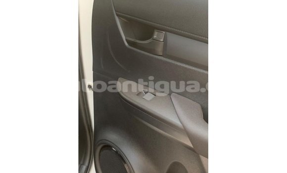 Buy Import Toyota Hilux White Car in Import - Dubai in Antigua Buy Import Toyota Hilux White Car in Import - Dubai in Antigua