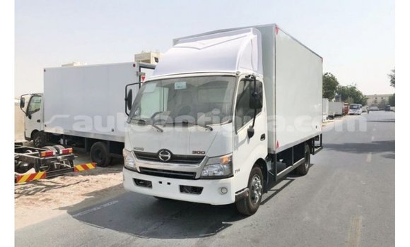 Buy Import Hino 300 Series White Truck in Import - Dubai in Antigua
