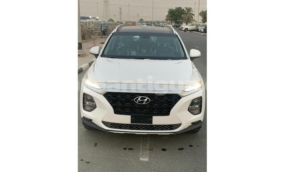 Buy Import Hyundai Santa Fe White Car in Import - Dubai in Antigua Buy Import Hyundai Santa Fe White Car in Import - Dubai in Antigua