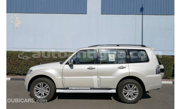Buy Import Mitsubishi Pajero White Car in Import - Dubai in Antigua Buy Import Mitsubishi Pajero White Car in Import - Dubai in Antigua