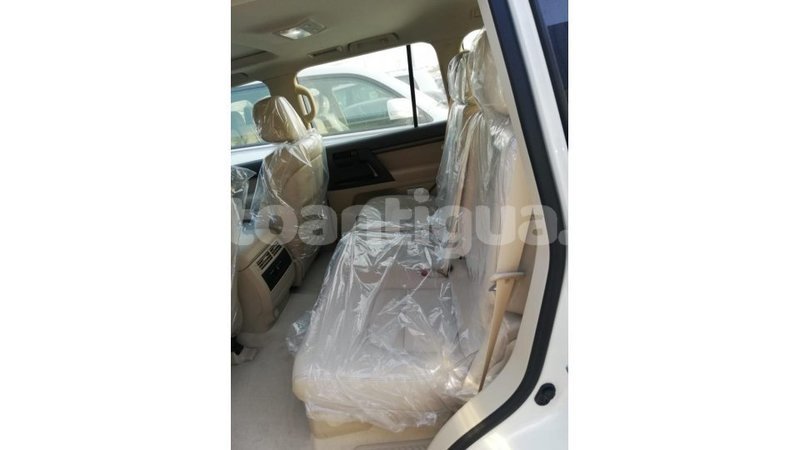 Big with watermark toyota land cruiser antigua import dubai 1737
