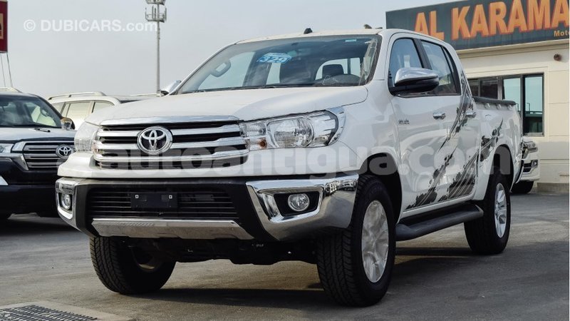 Big with watermark toyota hilux antigua import dubai 1738