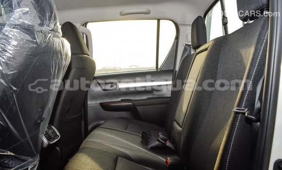 Buy Import Toyota Hilux White Car in Import - Dubai in Antigua Buy Import Toyota Hilux White Car in Import - Dubai in Antigua