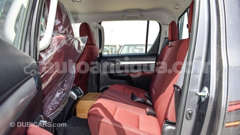 Big with watermark toyota hilux antigua import dubai 1741