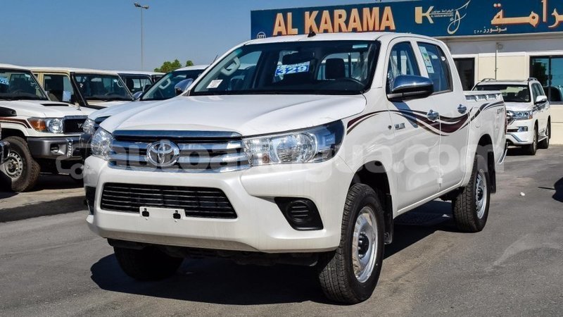 Big with watermark toyota hilux antigua import dubai 1744