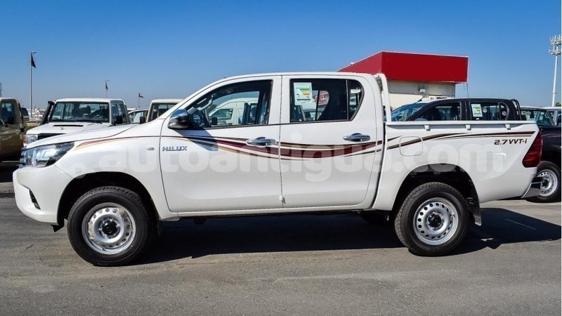 Big with watermark toyota hilux antigua import dubai 1744